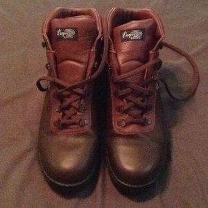 Brand new Vasque Sundowner Boots
